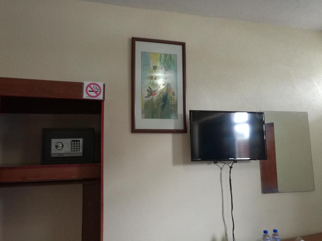 Hotel Ta Ta Chino Ла-Бригада Экстерьер фото